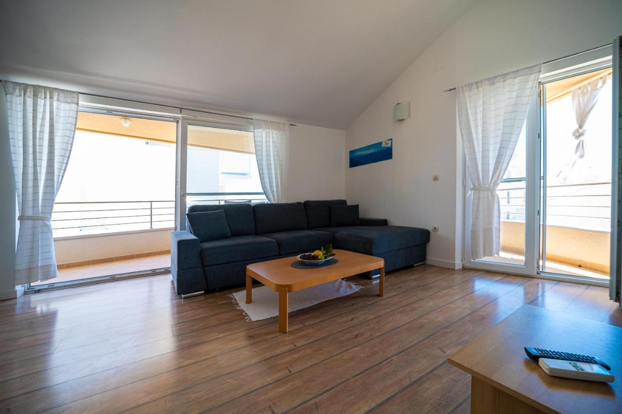 Apartments A&T Sukošan Eksteriør billede