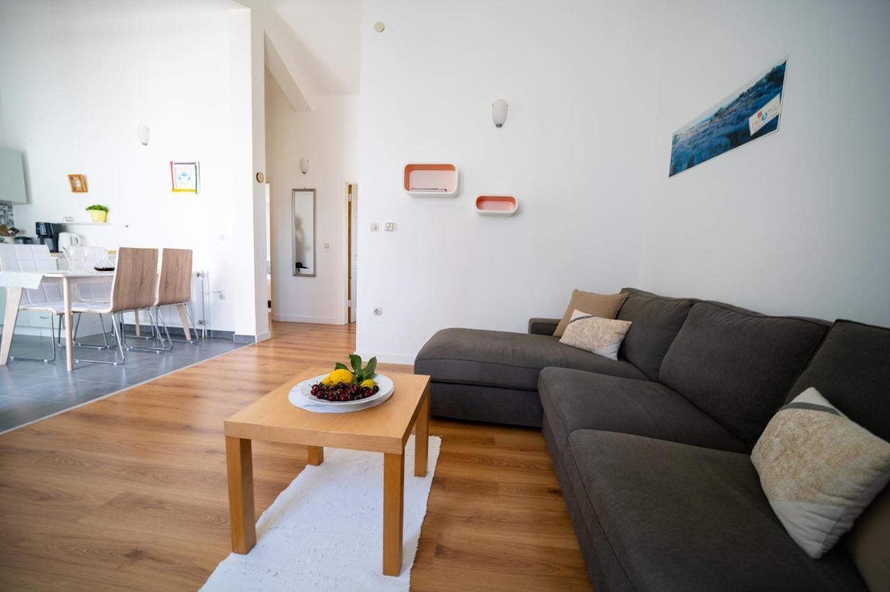 Apartments A&T Sukošan Eksteriør billede