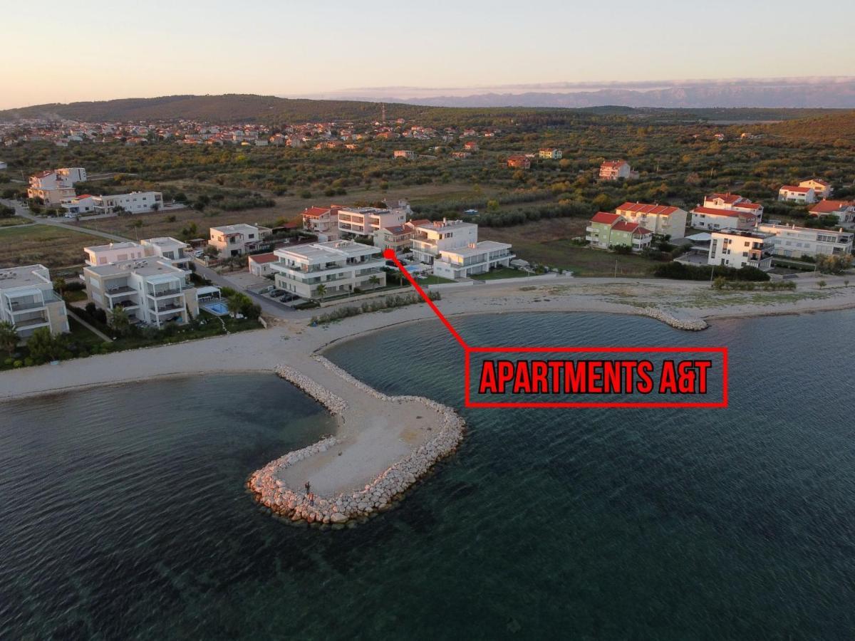 Apartments A&T Sukošan Eksteriør billede