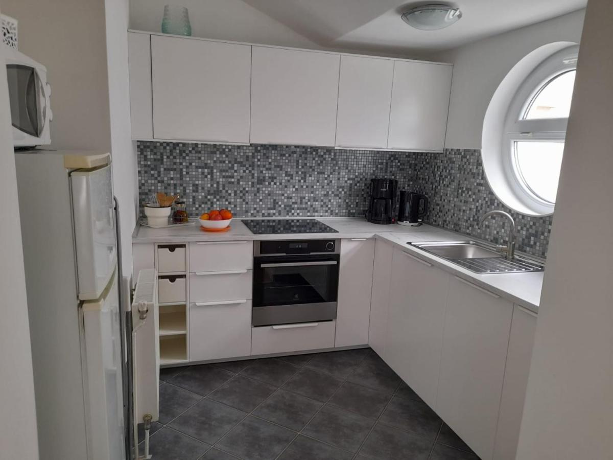 Apartments A&T Sukošan Eksteriør billede